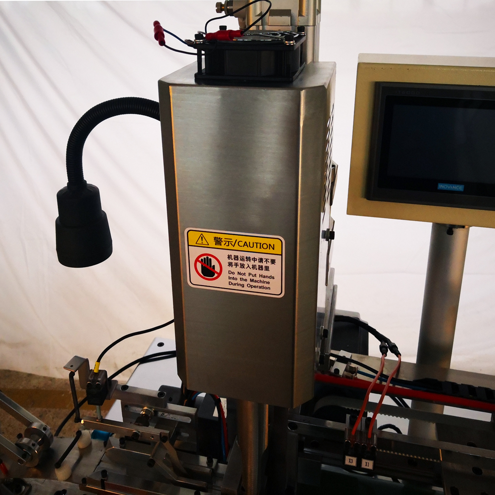 PM-092-M Ultrasonic open end cutting machine with robot arm