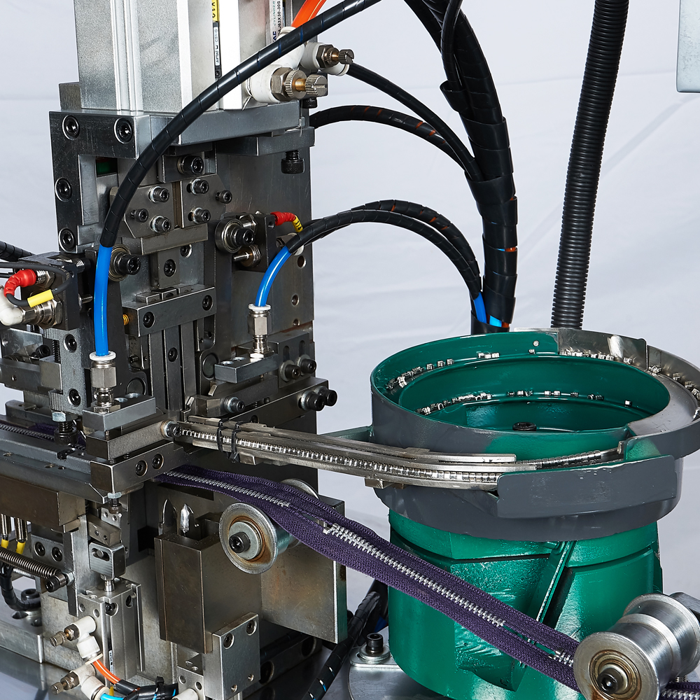 PM-363-M Auto top stop machine (U type metal stop)