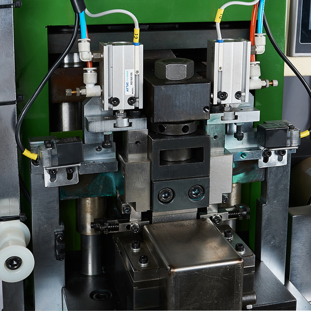 PM-031 Auto nylon zipper gapping machine(double teeth selection)