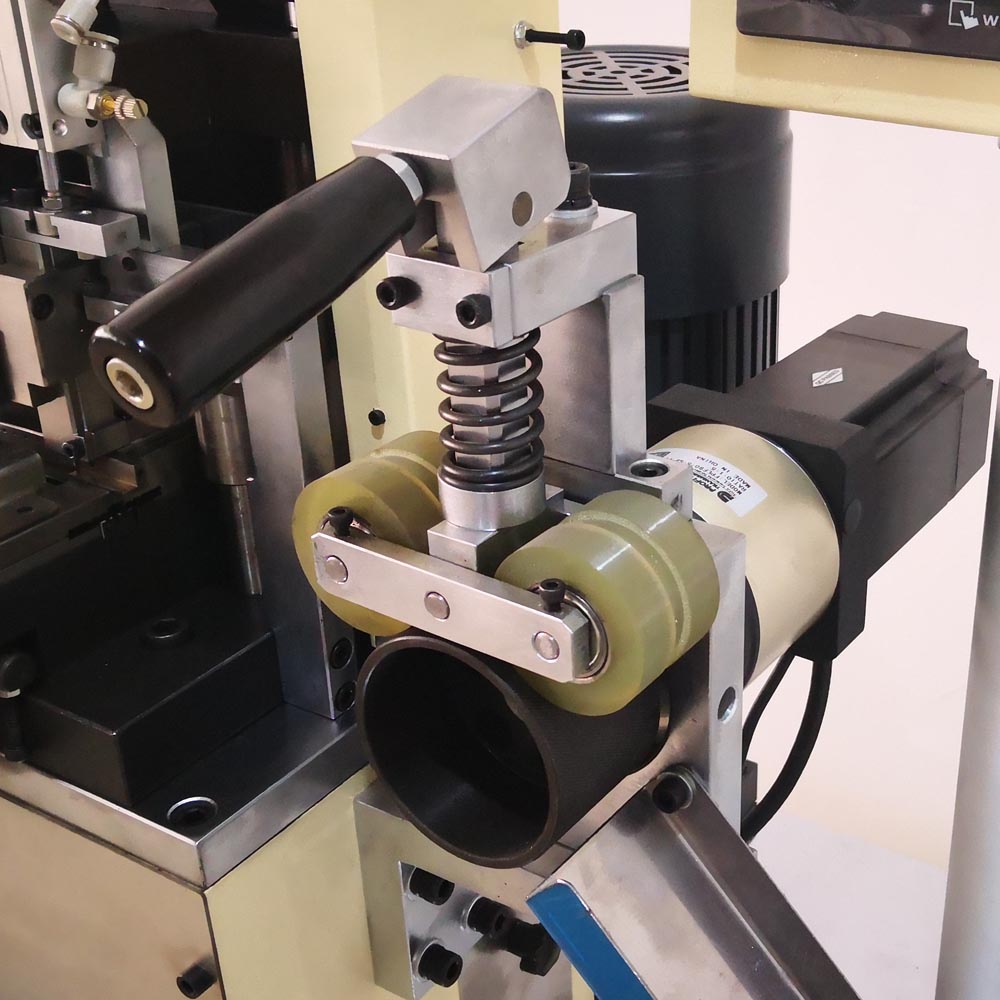 PM-032 Simple nylon zipper gapping machine(double teeth selection)