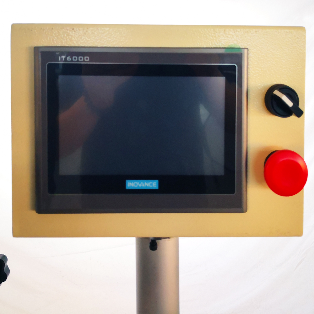 PM-092-N Ultrasonic close end cutting machine with robot arm