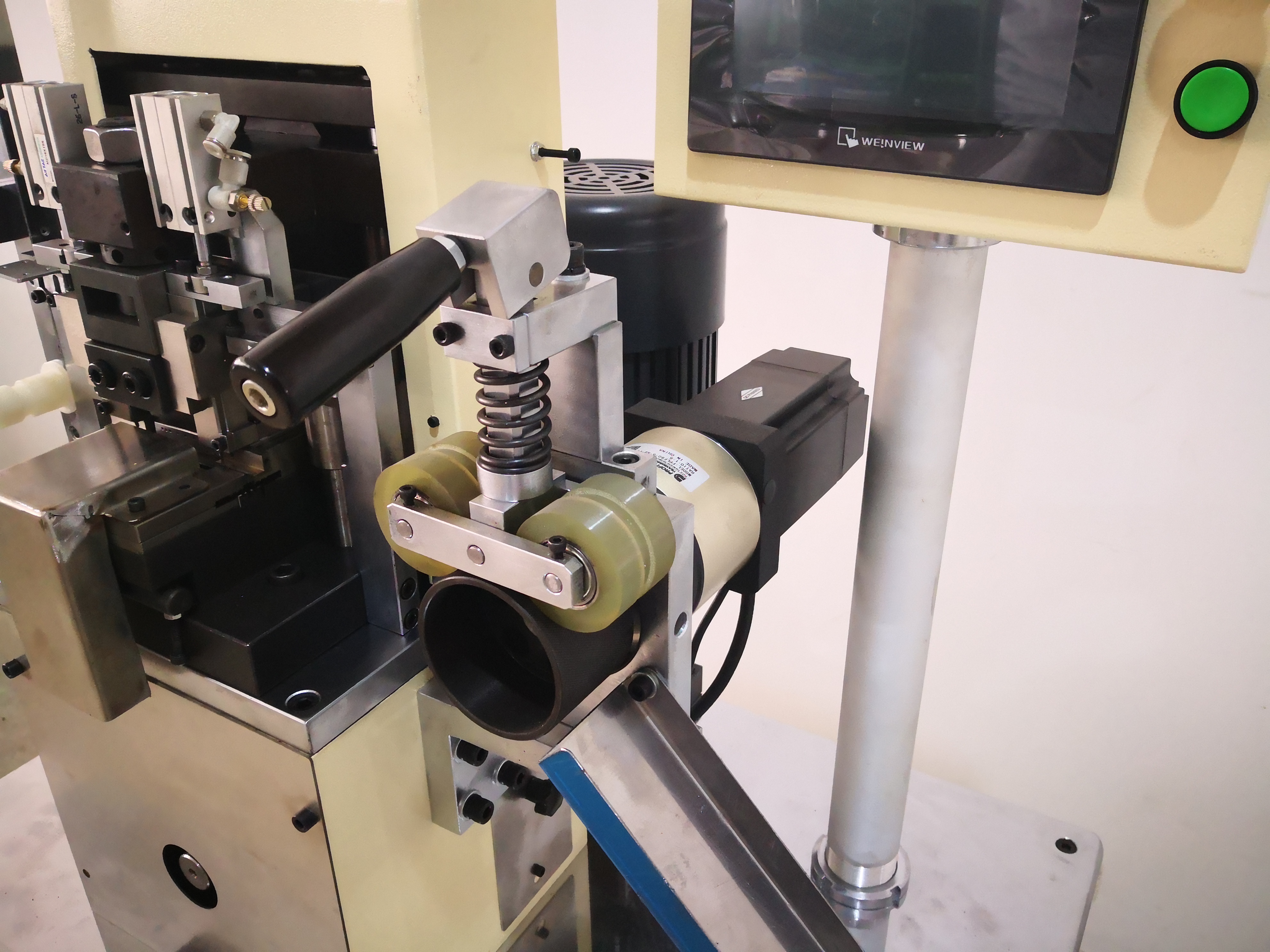 PM-032 Simple nylon zipper gapping machine(double teeth selection)