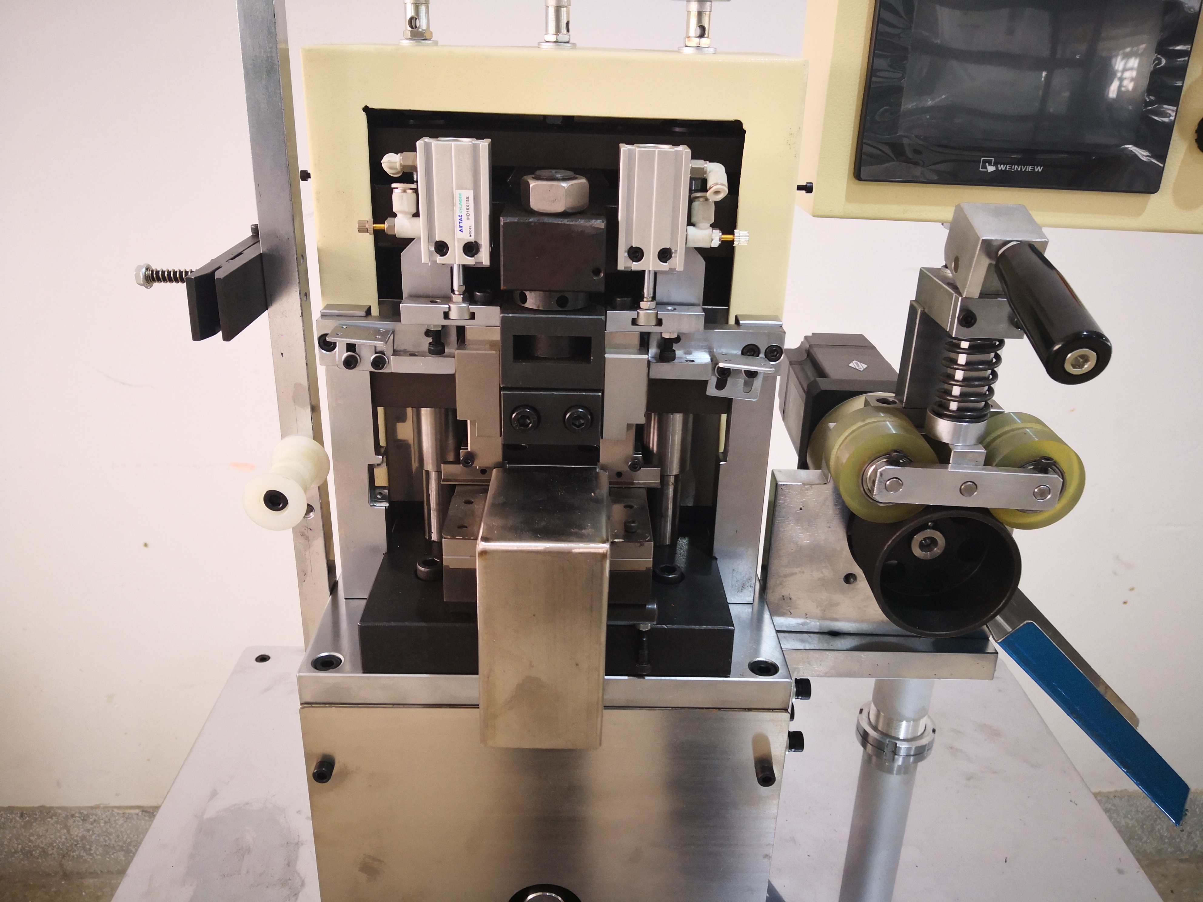 PM-032 Simple nylon zipper gapping machine(double teeth selection)
