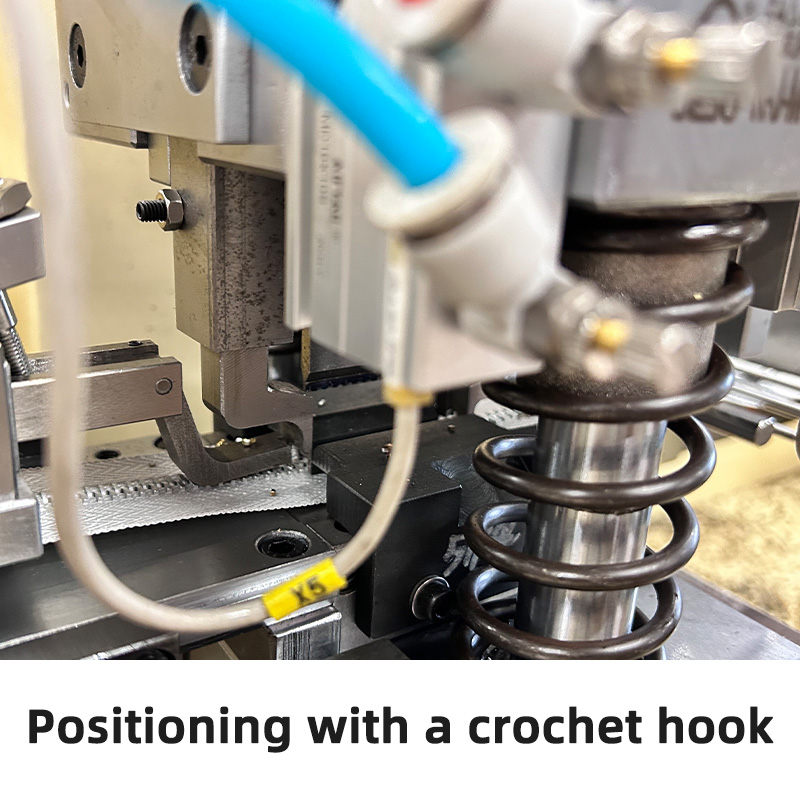 PM-051 Auto metal zipper gapping machine (double teeth selection)