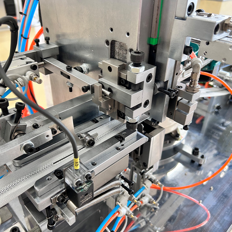 PM-363-M Auto top stop machine (U type metal stop)
