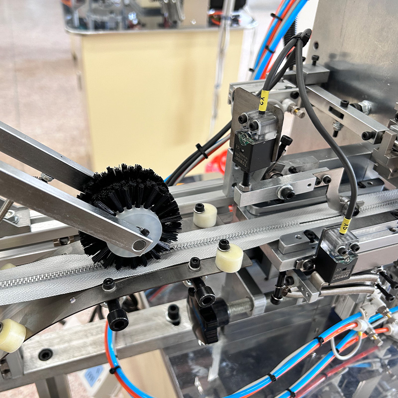 PM-363-M Auto top stop machine (U type metal stop)
